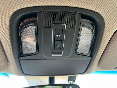 Used 2017 Kia Sorento FWD w/ LX Convenience Package image 38