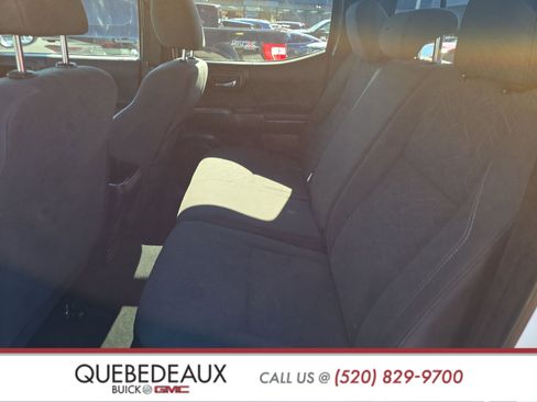 Used 2016 Toyota Tacoma TRD Off-Road w/ Towing Package image 18