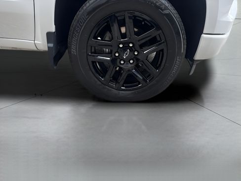 Used 2023 Chevrolet Silverado 1500 RST w/ LPO, Dark Essentials Package AWD/4WD image 2