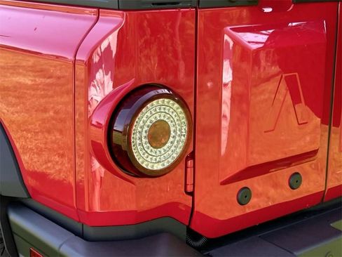 Used 2025 INEOS Grenadier image 11