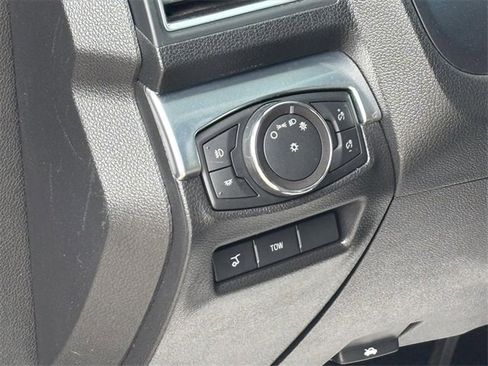 Used 2018 Ford Explorer Sport w/ Ford Safe & Smart Package image 9