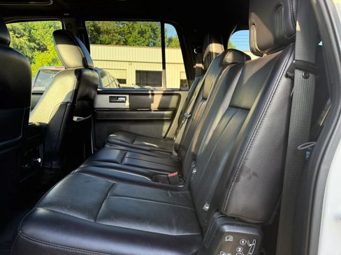 Used 2017 Ford Expedition EL Limited RWD image 21