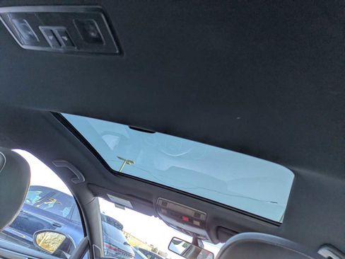 Used 2016 Volkswagen GTI SE w/ Lighting Package (SEL) image 21