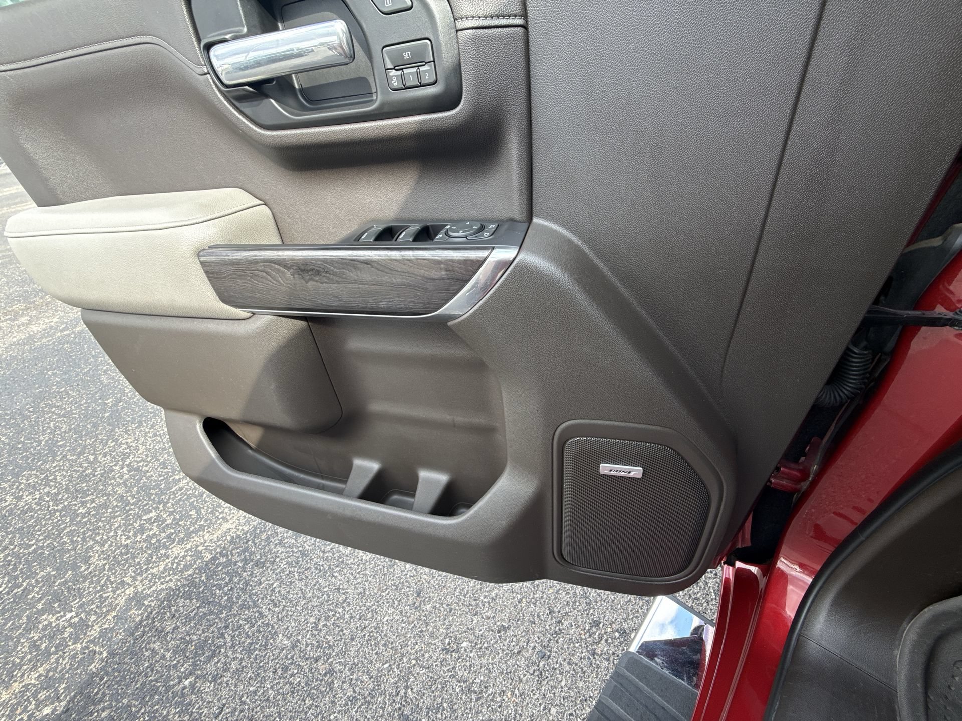 Certified 2019 Chevrolet Silverado 1500 LTZ AWD/4WD image 31