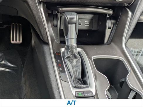Used 2022 Honda Accord Sport image 19