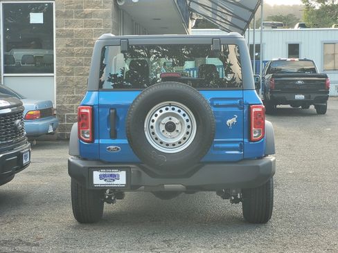 New 2025 Ford Bronco 4-Door image 6