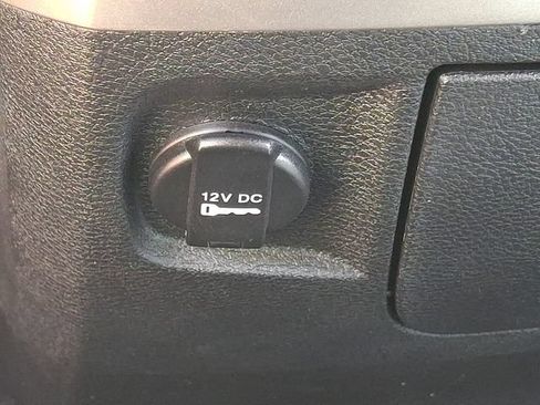Used 2017 RAM 1500 Big Horn AWD/4WD image 27