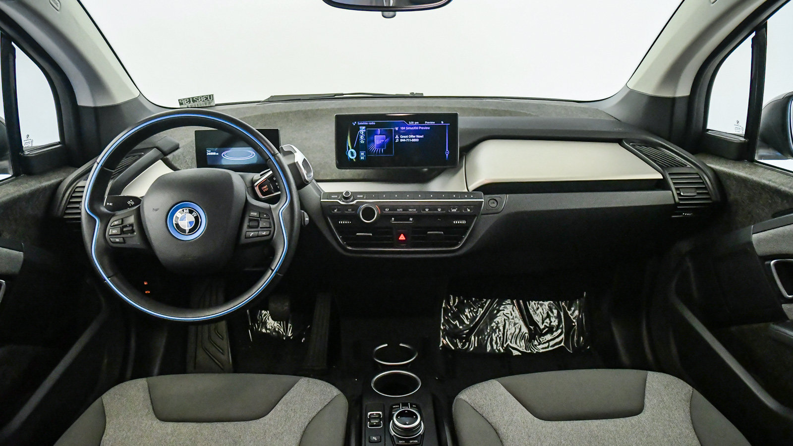 Used 2017 BMW i3 w/ Range Extender RWD image 15