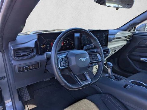 Used 2024 Ford Mustang Coupe image 12