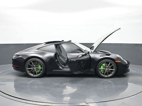 Certified 2024 Porsche 911 Carrera T RWD image 30