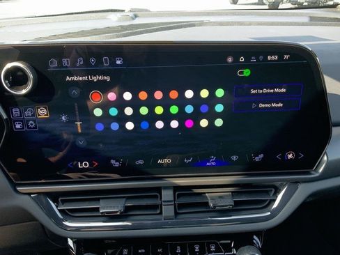 New 2025 Chevrolet Equinox EV RS image 40