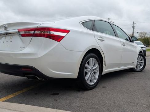 Used 2015 Toyota Avalon XLE FWD image 5