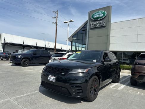 Certified 2025 Land Rover Range Rover Velar Dynamic SE image 1