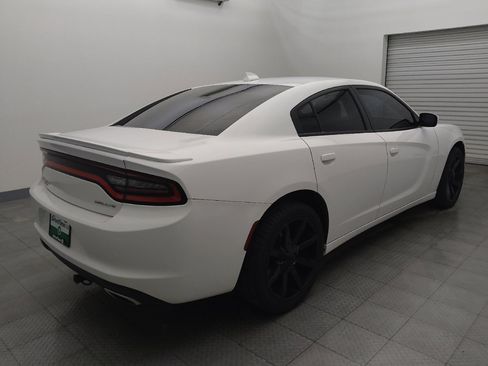 Used 2015 Dodge Charger SXT w/ Rallye Group image 9