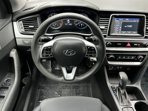 Used 2019 Hyundai Sonata SE image 14