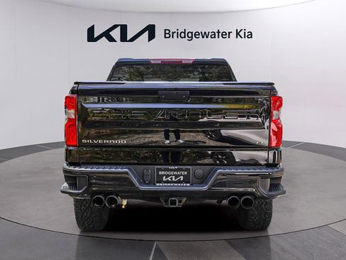 Used 2021 Chevrolet Silverado 1500 LT Trail Boss w/ Bed Protection Package AWD/4WD image 6