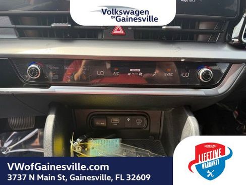 Used 2025 Kia Sportage EX FWD image 26