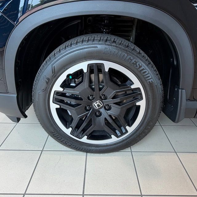 New 2026 Honda Pilot Touring image 9