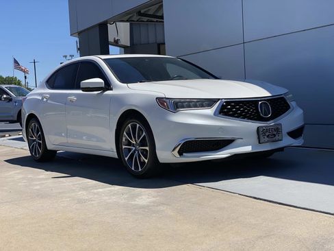Used 2018 Acura TLX V6 FWD image 1