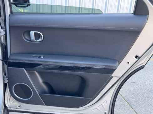 Used 2023 Hyundai Ioniq 5 SEL image 41