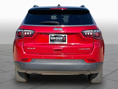 Used 2025 Jeep Compass Limited AWD/4WD image 5