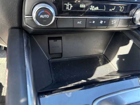 Used 2024 MAZDA CX-5 Carbon Edition image 33