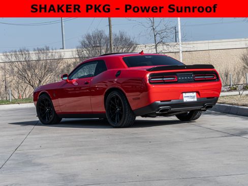 Used 2019 Dodge Challenger R/T Scat Pack w/ Shaker Package image 3