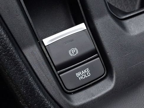 Certified 2025 Honda Accord SE image 26
