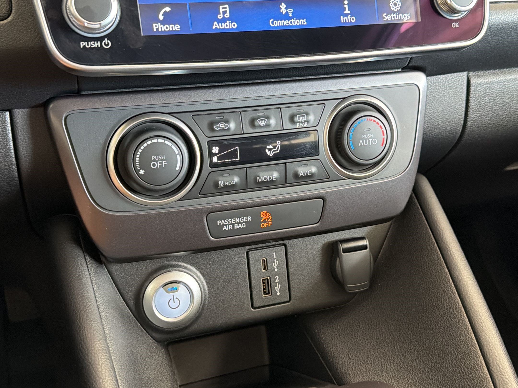 Used 2025 Nissan Leaf S FWD image 17