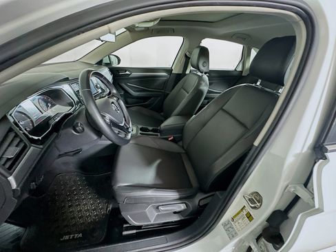 Used 2019 Volkswagen Jetta SE image 13