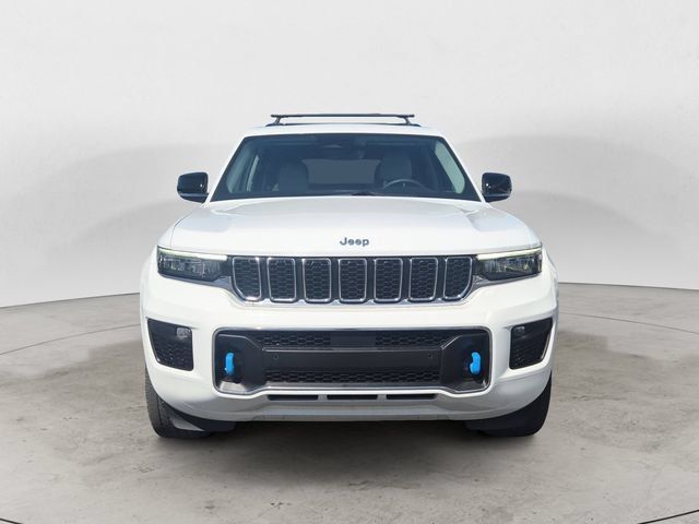 Used 2022 Jeep Grand Cherokee Overland AWD/4WD image 2