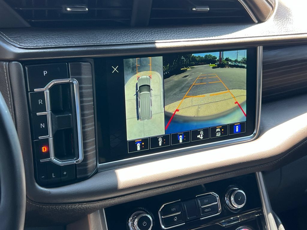 Used 2024 GMC Yukon Denali AWD/4WD image 45