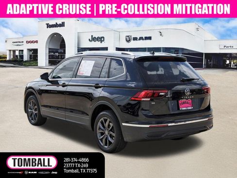 Used 2023 Volkswagen Tiguan SE image 5