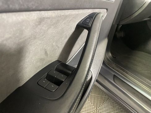 Used 2022 Tesla Model 3 Long Range image 9