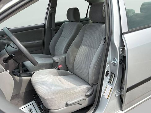 Used 2007 Toyota Corolla CE w/ Upgrade Pkg FWD image 12