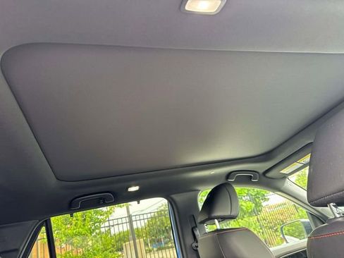 Certified 2025 Honda Pilot TrailSport image 11