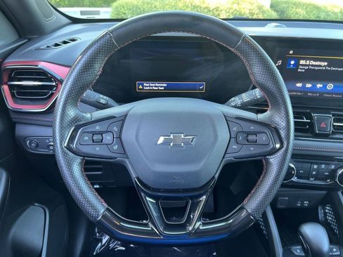 Used 2024 Chevrolet TrailBlazer RS image 16