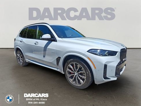Used 2026 BMW X5 xDrive40i w/ M Sport Package AWD/4WD image 1