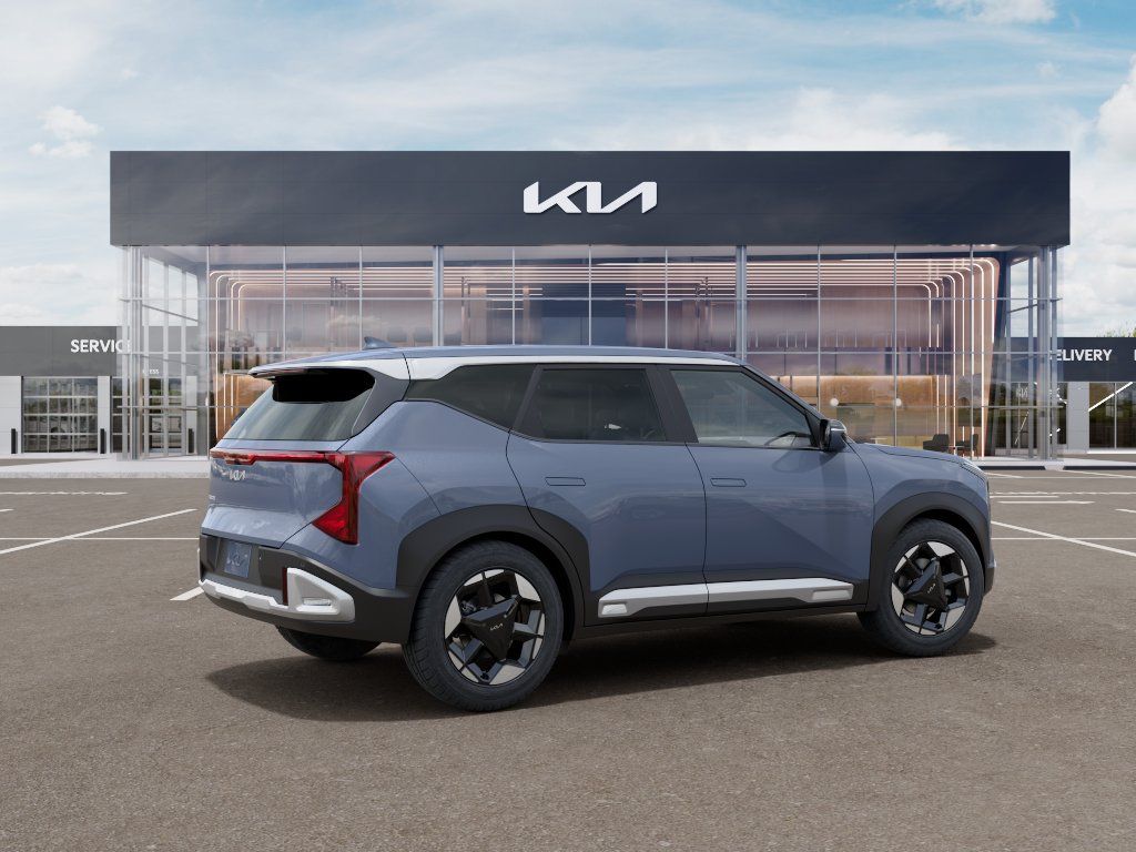 Used 2027 Kia Seltos S FWD image 6