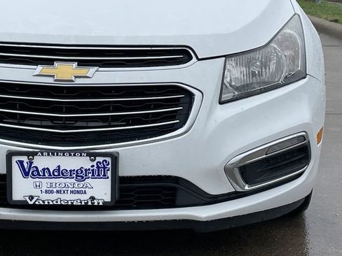 Used 2016 Chevrolet Cruze LTZ image 8
