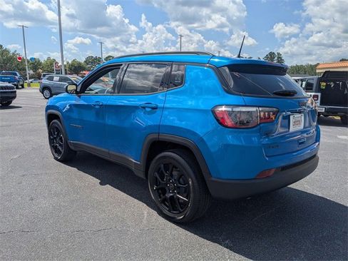 New 2025 Jeep Compass Latitude w/ Sun & Sound Group image 6