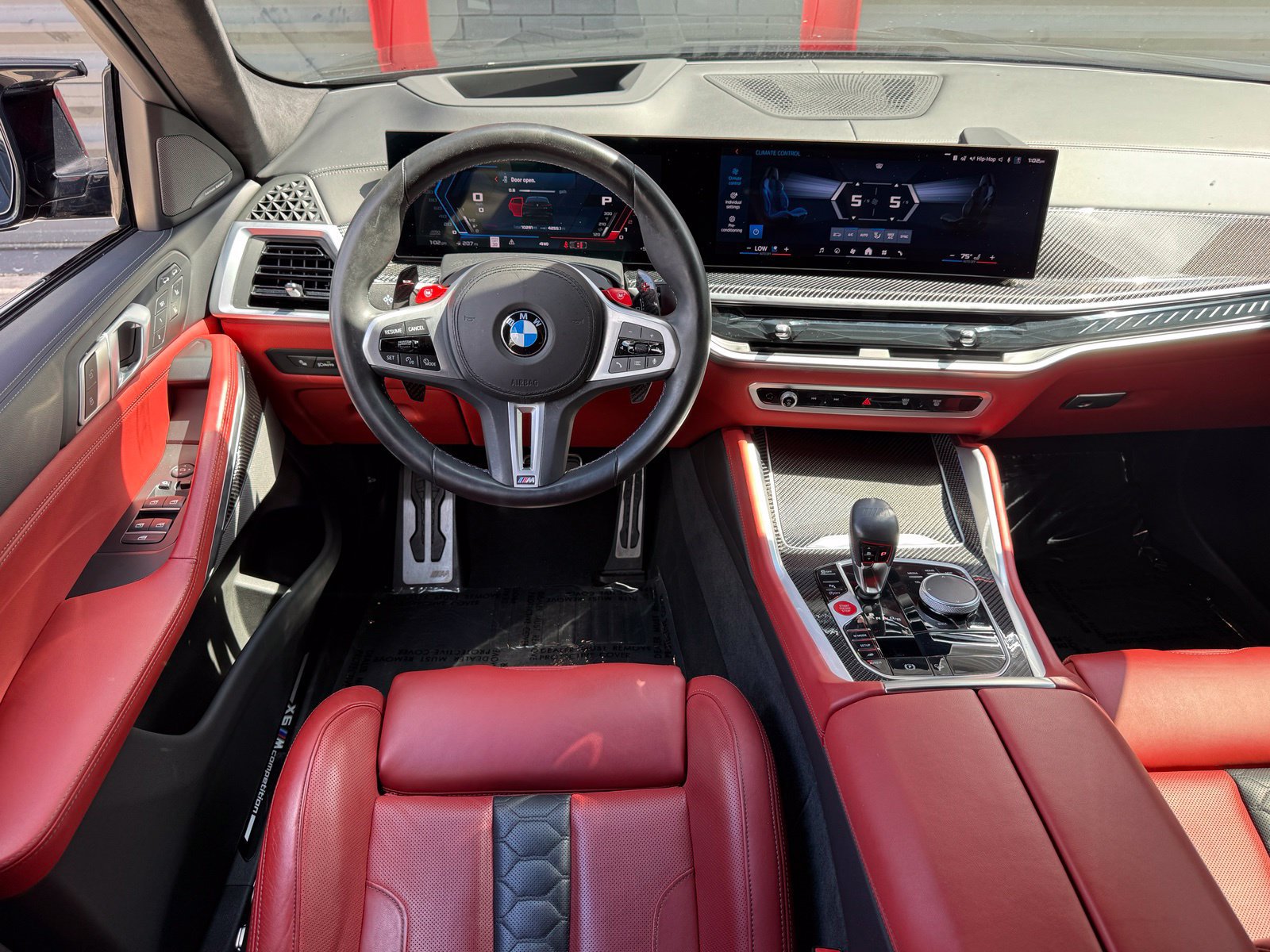 Used 2025 BMW X6 M Competition w/ Executive Package AWD/4WD image 27
