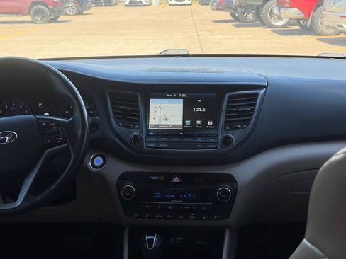 Used 2017 Hyundai Tucson Limited w/ Limited Ultimate Package 03 image 9