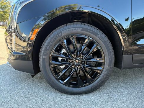 New 2026 Cadillac XT5 Premium Luxury w/ LPO, ONYX Package AWD/4WD image 7