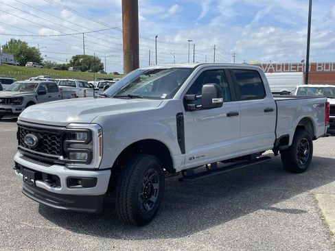 New 2026 Ford F250 XL AWD/4WD image 7