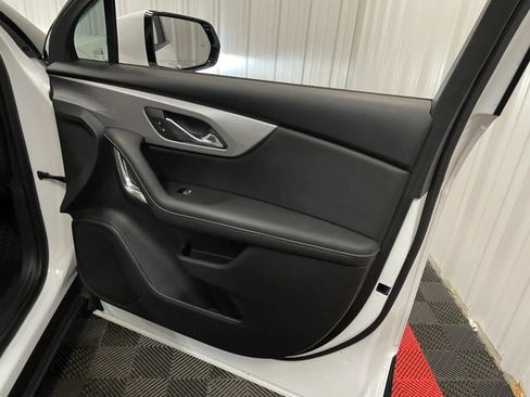 Used 2023 Chevrolet Blazer LT FWD image 42