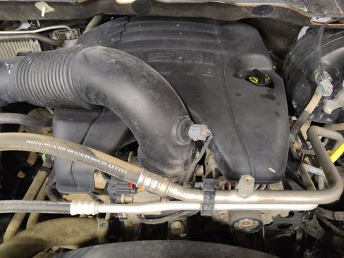 Used 2018 RAM 1500 Tradesman AWD/4WD image 30