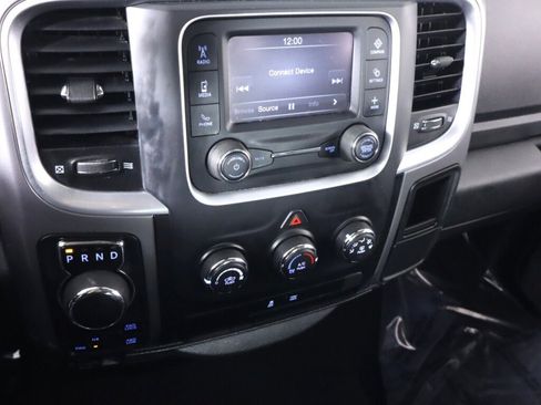Used 2024 RAM 1500 Classic SLT AWD/4WD image 15