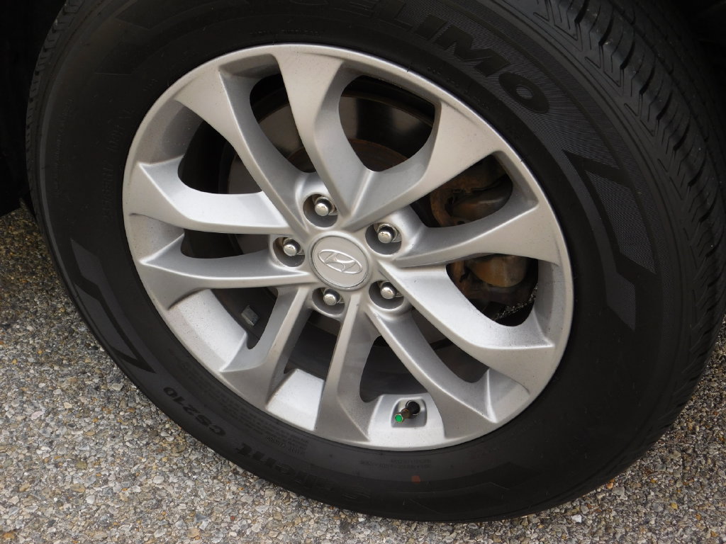 Used 2020 Hyundai Santa Fe SEL FWD image 9