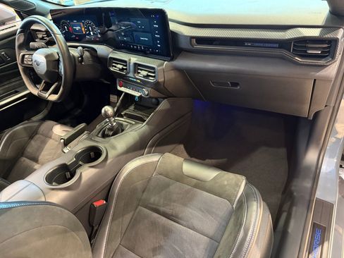 Used 2024 Ford Mustang Dark Horse image 14